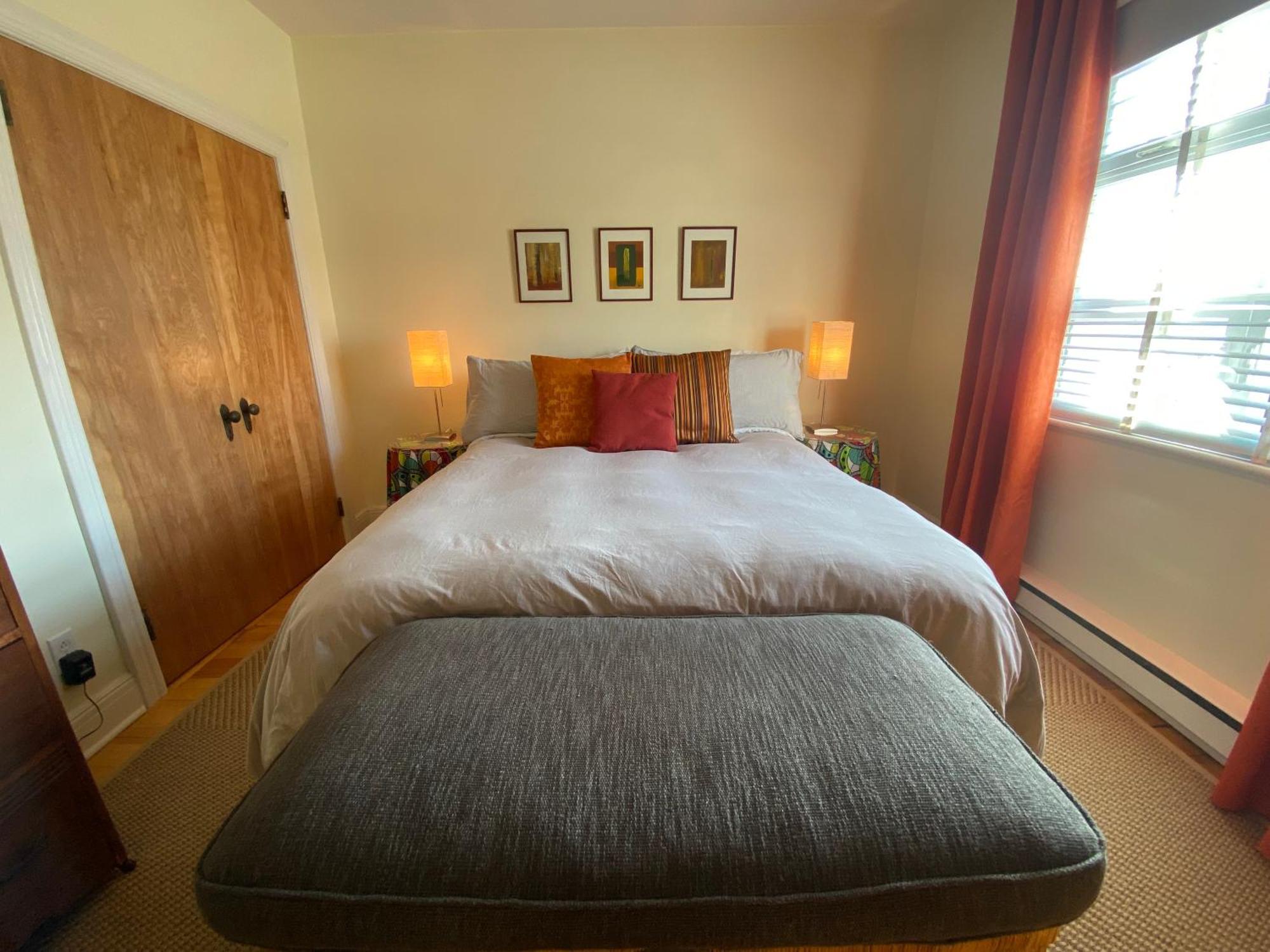 Quarto Deluxe com Cama Queen-size