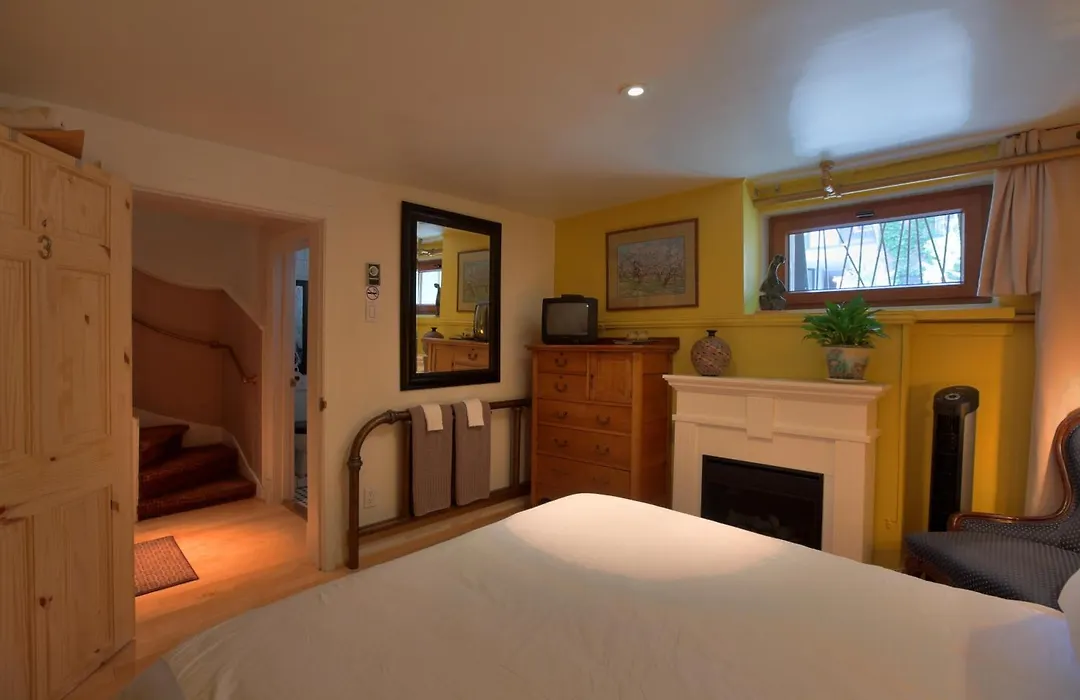 La Loggia Art B&B-1