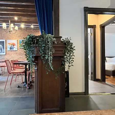 Hotel Epik Montreal-3